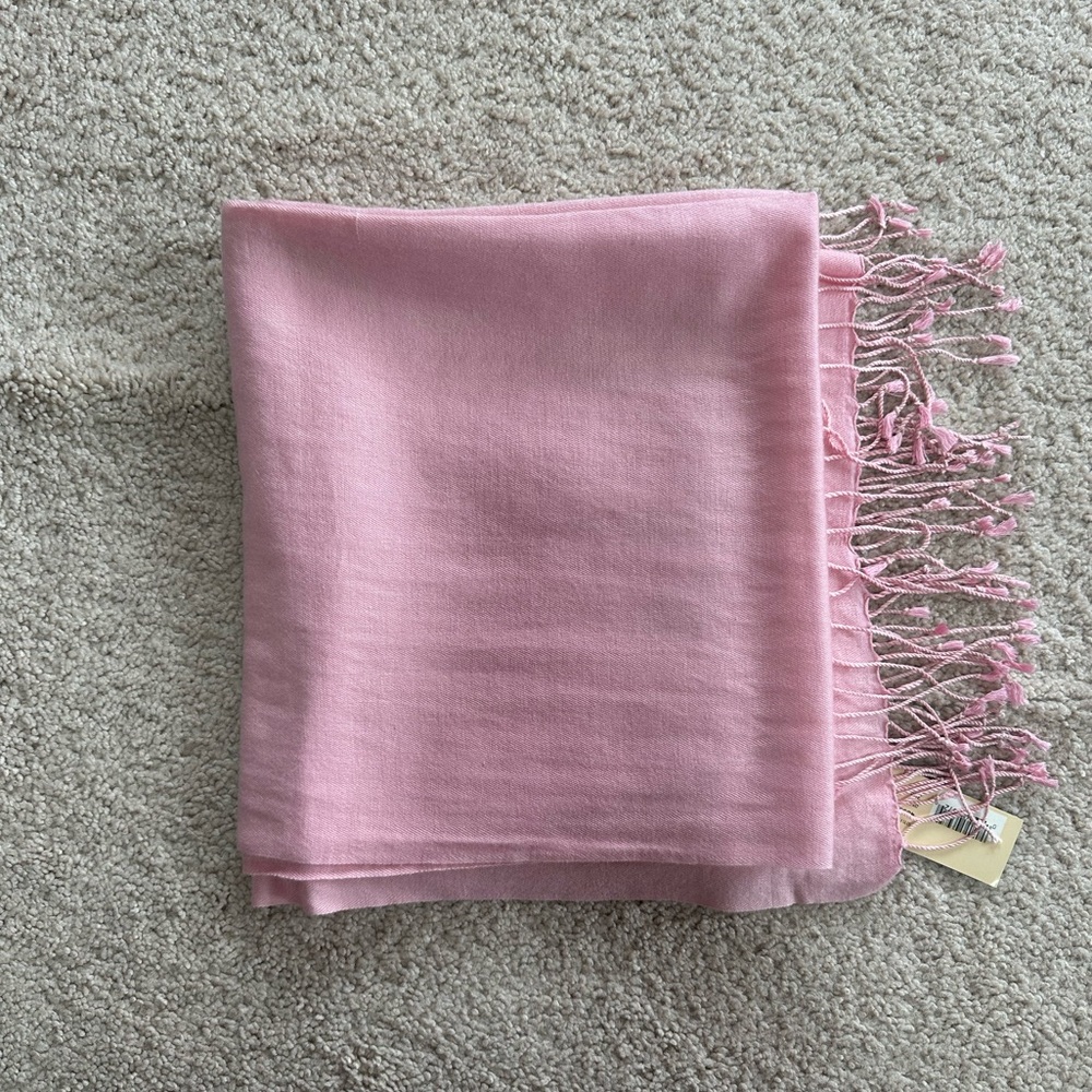 Ralph Lauren Brand New Light Pink Fringed Scarf